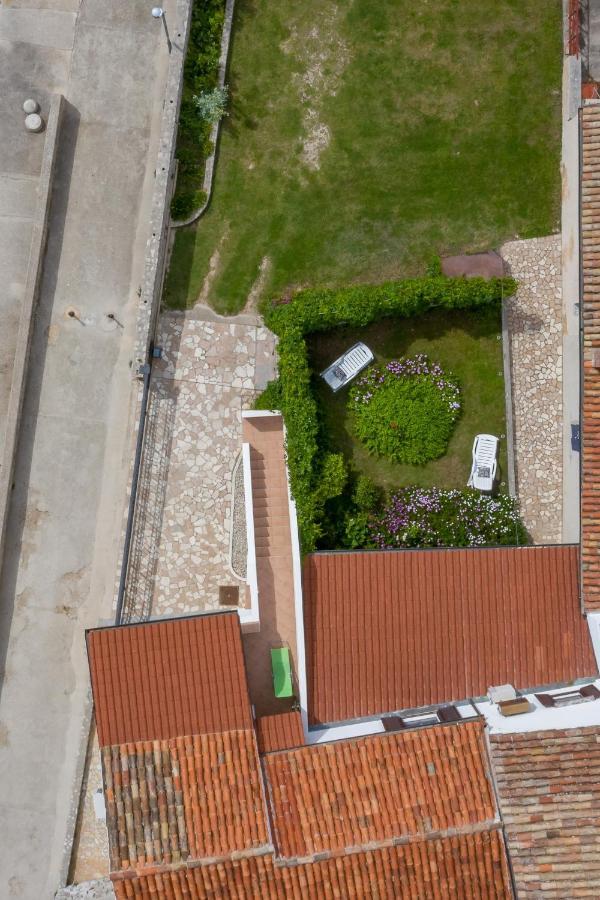 Apartments By The Sea Nerezine, Losinj - 7963 Εξωτερικό φωτογραφία